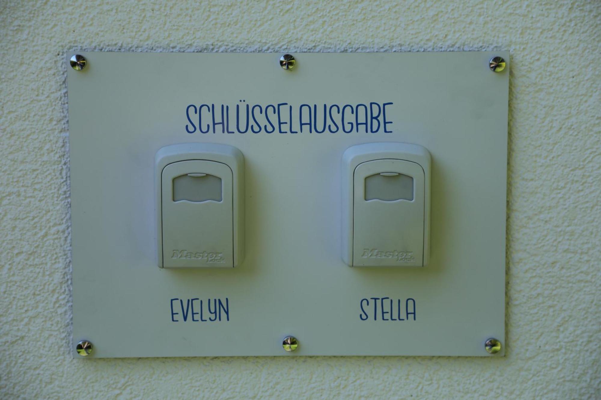 Eine Sehr Gemuetliche Dachgeschoss Ferienwohnung Ihlow (Aurich) Exterior foto