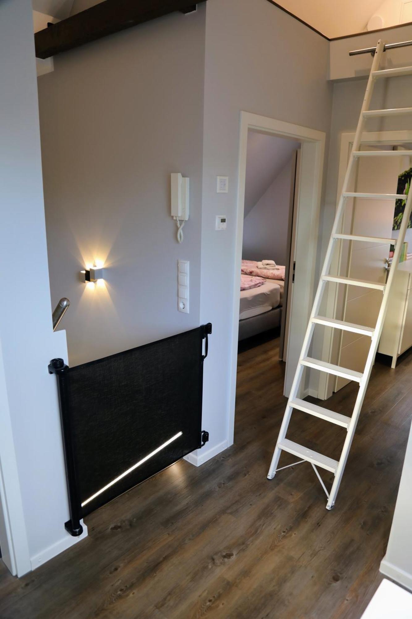 Eine Sehr Gemuetliche Dachgeschoss Ferienwohnung Ihlow (Aurich) Exterior foto