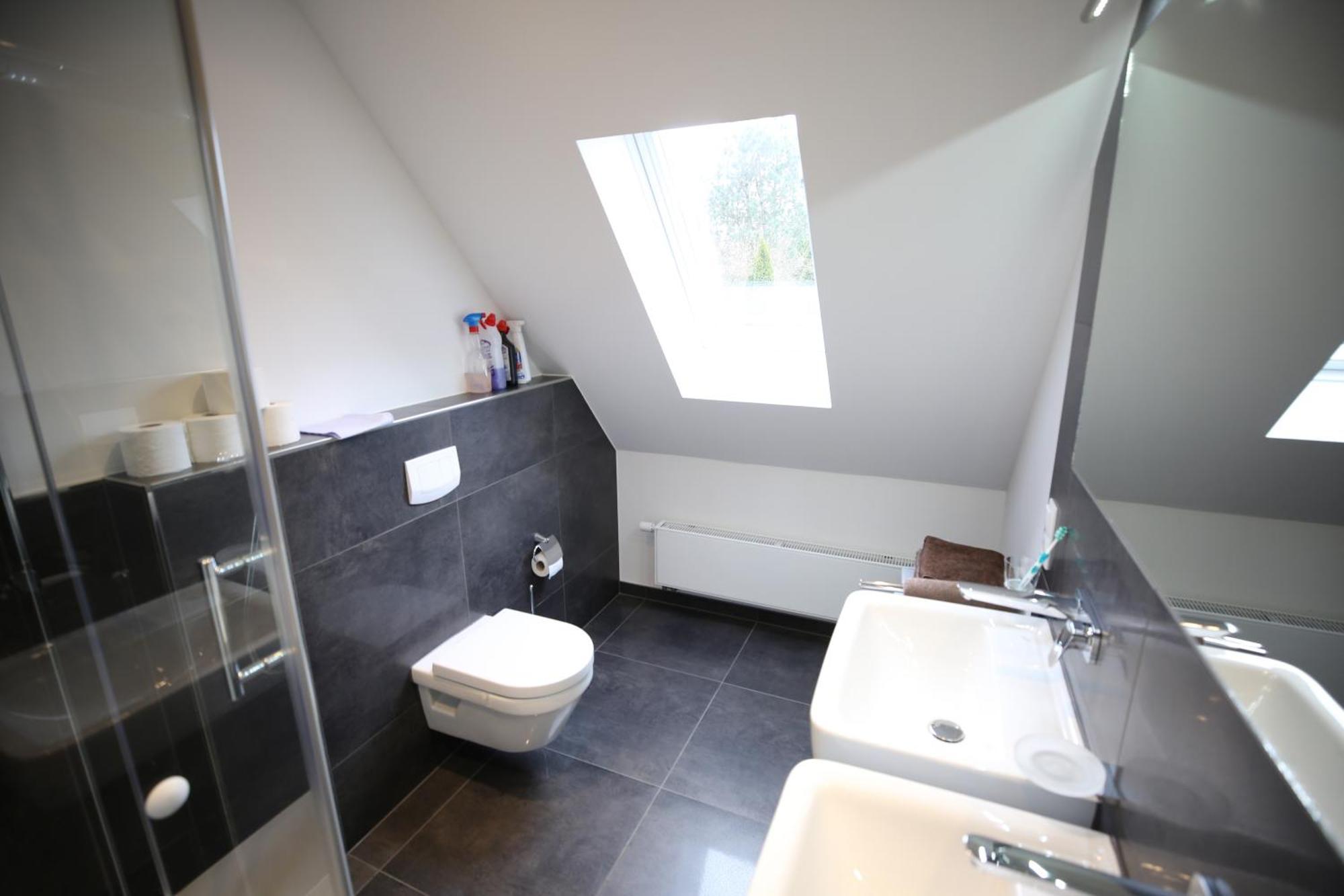 Eine Sehr Gemuetliche Dachgeschoss Ferienwohnung Ihlow (Aurich) Exterior foto